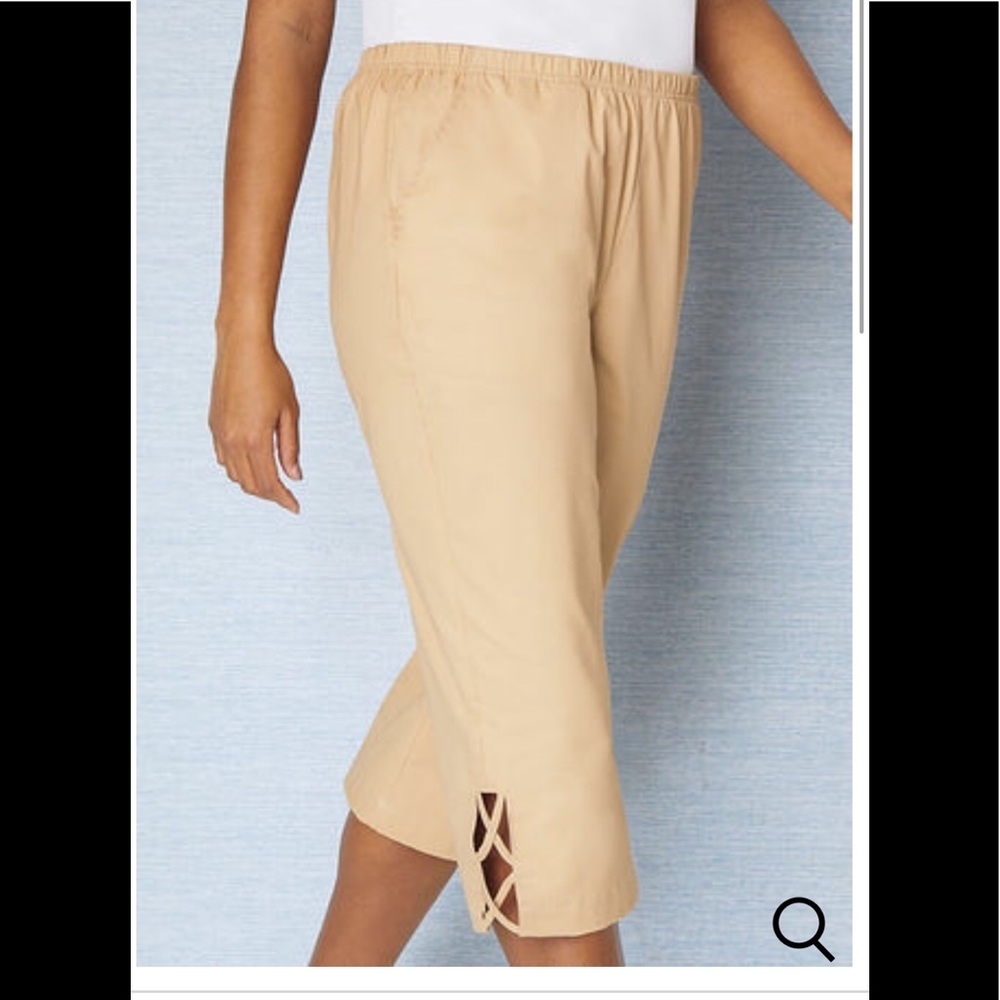 Anthony Richards Lattice Hem Capri in Khaki